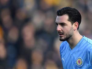 Ex-HSV-Keeper flieht vor Iran-Krieg